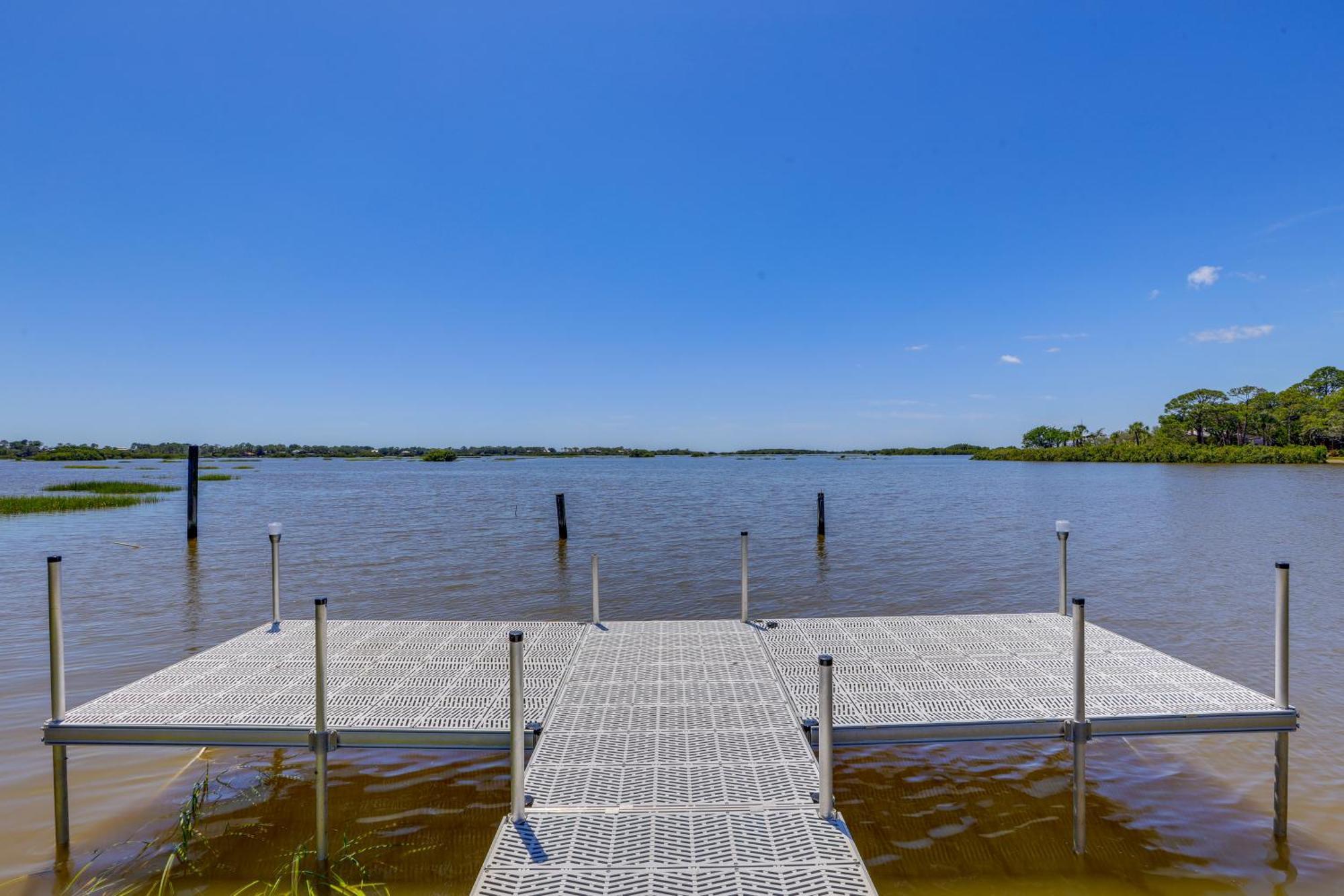 Waterfront Duplex With Dock And Views Near Town! Villa Cedar Key Exteriör bild